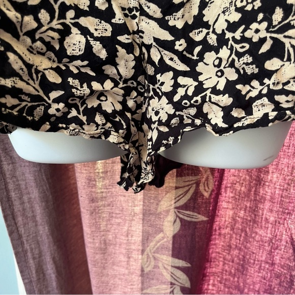 Lucca Zip-Front Romper - Picture 9 of 10